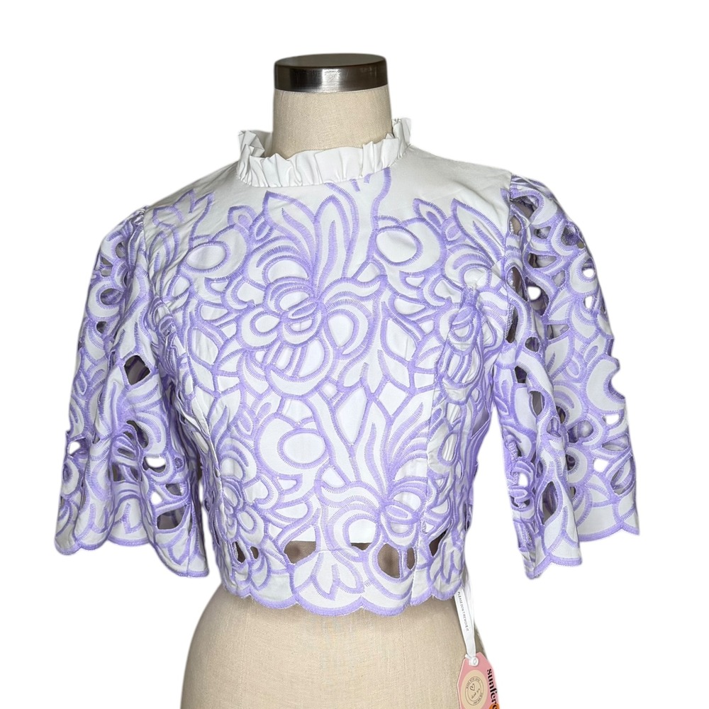 SUNFERE Crop Top White Purple Floral Embroidery Cutout Women's Size Medium NEW